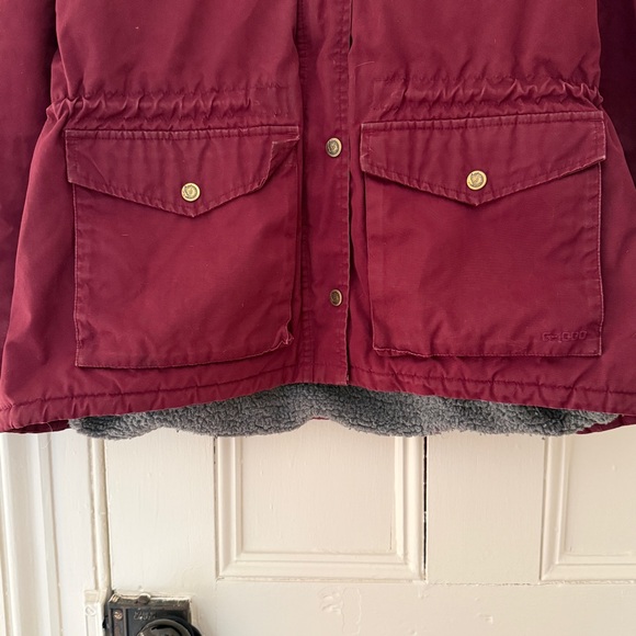 Fjallraven Vintage Women’s Deep Cranberry Raven Jacket. Size Large. Fair Shape! - Picture 15 of 16